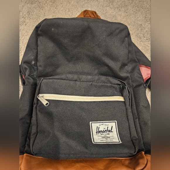 Herschel Supply Company Black and Tan Backpack - Picture 2 of 8